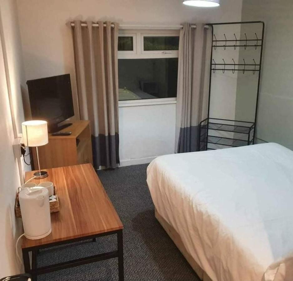 Red Lion Hotel Tredegar Екстер'єр фото