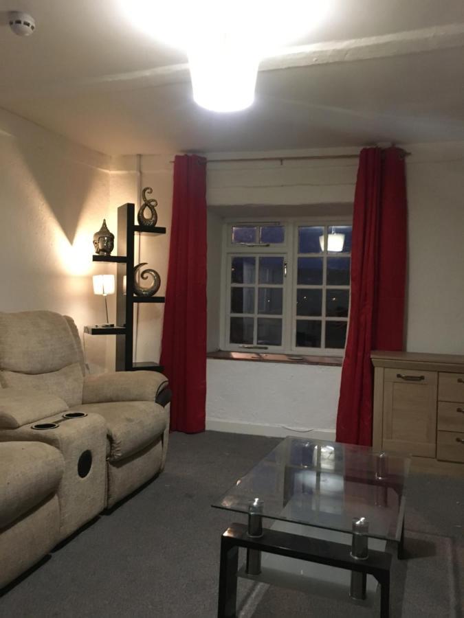 Red Lion Hotel Tredegar Екстер'єр фото